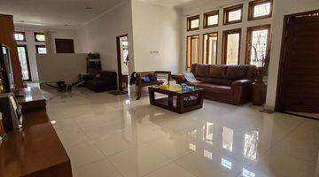 Gambar 5 Rumah 2 Lantai Bagus Semi Furnished SHM di Dijual Rumah Sayap Buah Batu - Tengah Kota, Bandung