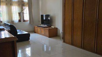 Gambar 2 Rumah 2 Lantai Bagus Semi Furnished SHM di Dijual Rumah Sayap Buah Batu - Tengah Kota, Bandung