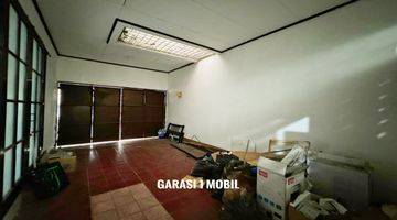 Gambar 3 *Rumah 2 Lantai Jalan Boulevard Pantai Indah Kapuk, Jakarta Utara