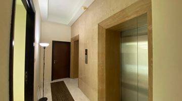 Gambar 1 Dijual Unit The Peak Sudirman Private Lift 3Br Good Condition