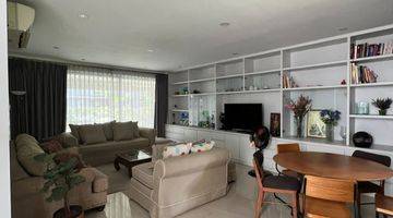 Gambar 3 Dijual Rumah Ozone Residence Jakarta Selatan Furnished Modern 