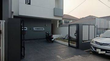 Gambar 2 Rumah Baru Modern Akses 2 Mobil Dekat Ke Jln Raya Kodau Bekasi