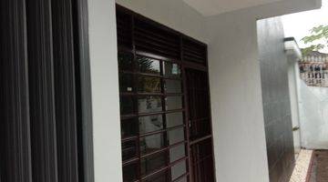 Gambar 3 Dijual Rumah Terawat Siap Huni Lokasi Area Margahayu