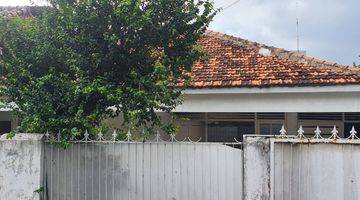 Gambar 2 DiJual Rumah Rumah Lama Hitung Tanah (Posisi Hoek) Di Radio Dalam 