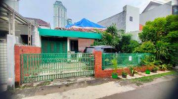 Gambar 4 Dijual Rumah Tua Hitung Tanah Dalam Komplek Lokasi Tenang Dan Strategis Dekat Perkantoran 