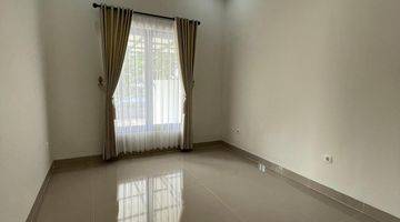 Gambar 4 Dijual Rumah Plumeria Graha Bintaro, Tangerang Selatan