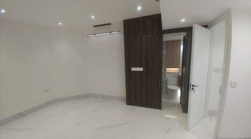 Gambar 5 2 Kamar Mewah, Elegan, Connecting Door Tiap Kamar Kondominium Taman Anggrek