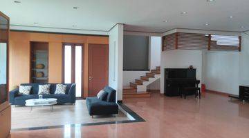 Gambar 1 Rumah Disewa Nyaman Semi Furnish di Area Setra Duta, Bandung