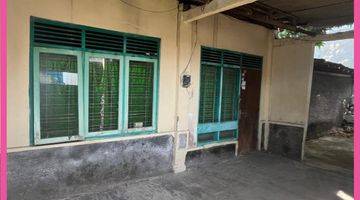 Gambar 1 Dijual Rumah Tua Hitung Tanah Saja di Demangan, Yogyakarta. 