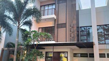 Gambar 4 Rumah Modern Dan Cantik di Asatti Vanya Park Bsd 