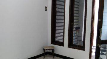 Gambar 4 Dijual rumah cantik modern jangli Tembalang