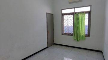 Gambar 5 Dijual Rumah Lama Terawat Bagus Tengah Kota Pandaen Lamper