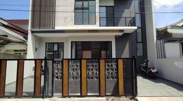 Gambar 1 Rumah Bagus Dalam Cluster Bintaro Jaya Sektor 9 