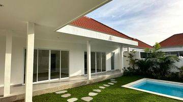 Gambar 4 Brand New Villa For Rent Canggu Area