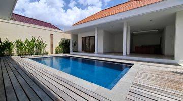 Gambar 1 Villa For Rent Situated In Umalas Area 