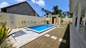 Gambar 4 Brand New Villa For Rent In Kerobokan Area