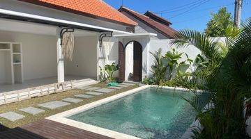 Gambar 3 Brand New Villa For Rent In Kerobokan Area