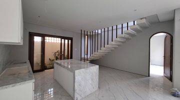 Gambar 2 Upcoming Villa For Rent In Kerobokan Area