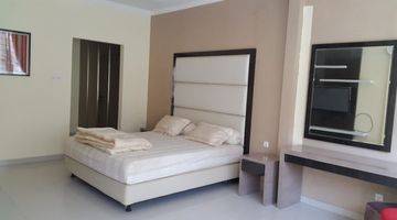 Gambar 2 Cool luxurious  Good house to rent in the Lippo Cikarang area, fully furnished and ready to use.