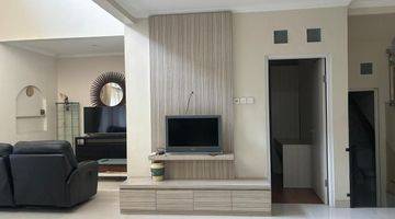 Gambar 2 Luxury, Cool And Nice Can To Use House In A Luxury Housing Complex.