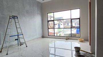 Gambar 5 Rumah Super Elegan Dan Modern 2 Lantai di Jl.kaliurang Km 7