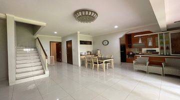 Gambar 2 Rumah Furnished Di Discovery Bintaro Dekat Fresh Market Emerald