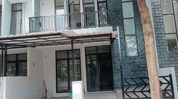 Gambar 1 Rumah 2 lantai baru renovasi, SHM di Bintaro jaya sektor 9 