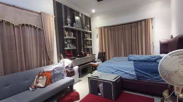 Gambar 1 Dijual Rumah Bagus Hoek Semi Furnished Nempel Summarecon Bekasi