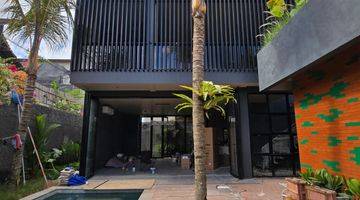 Gambar 1 Modern Industrial Contemporary Villa Uluwatu