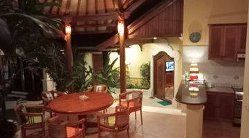 Gambar 5 Villa Bergaya Bali Full Furnished Dengan Pemandangan Laut