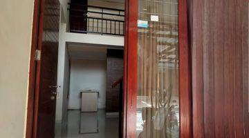 Gambar 5 Rumah 1,5 Lantai Bagus SHM di Cluster Tropicana Residence , Tangerang