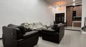 Gambar 4 Rumah 3 Lantai Semi Furnished Shm, Dekat Usu Setiabudi, Medan Selayang