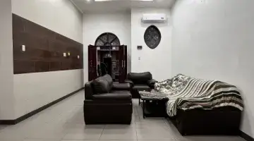 Gambar 3 Rumah 3 Lantai Semi Furnished Shm, Dekat Usu Setiabudi, Medan Selayang