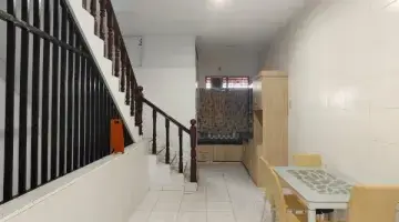 Gambar 5 Rumah Bagus Sertifikat Hak Milik di Jl. Berlian Sari, Medan