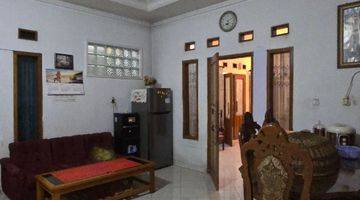 Gambar 5 JUAL CEPAT Rumah di Ciparay 2 Lantai Terawat