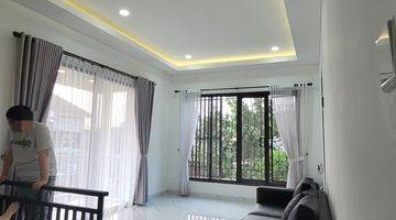 Gambar 2 Rumah Mewah Luas Griya Loka Like New Furnished