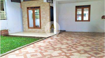 Gambar 1 Rumah Bagus Terawat Semi Furnished di Cisaranten Arcamanik