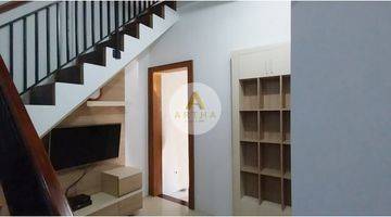 Gambar 4 Rumah minimalis 3 Lantai Bagus Semi Furnished antapani