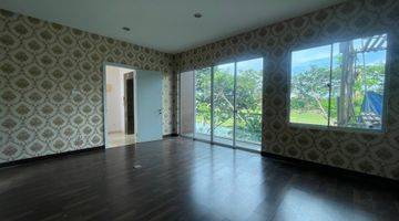 Gambar 3 DIJUAL CEPAT. RUMAH PIK 1. VIEW GOLF. LANGKA. Ukuran 8x15. 3,5 lantai. Kamar tidur 3+1. Ada Lift Unfurnished