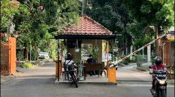 Gambar 2 Rumah 2 Lantai di Bintaro, Tangerang Selatan