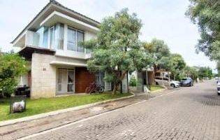 Gambar 2 Rumah 2 Lantai Bagus Unfurnished SHM di Jl. Purbasekar Kulon 