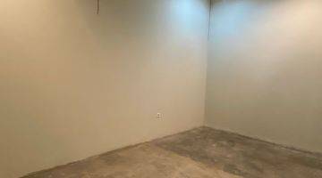 Gambar 5 Rumah 2 Lantai Bagus Unfurnished SHM di Singgasana Pradana , Bandung