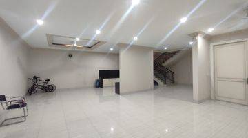 Gambar 3 Dijual Rumah Di Kelapa Gading Semi Furnished