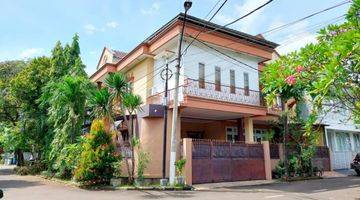 Gambar 1 Rumah 2 lantai cluster kasuari blok 9 bintaro jaya