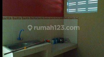 Gambar 4 Rumah 2 lantai cluster kasuari blok 9 bintaro jaya