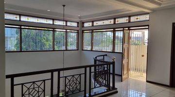 Gambar 1 Rumah 2 Lantai Semi Furnished di Sayap Pasteur, Bandung