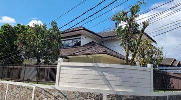 Gambar 3 Rumah 2 Lantai Semi Furnished di Sayap Pasteur, Bandung