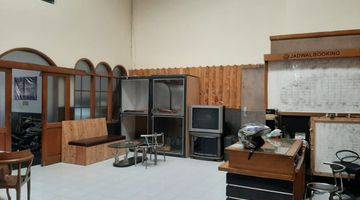 Gambar 4 Rumah 2 Lantai Unfurnished SHM di Surapati, Bandung