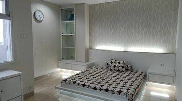 Gambar 3 Dijual unit Apartemen Dago Suites Apartment Bandung 3 Kamar Tidur Bagus Furnished