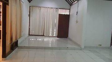 Gambar 3  Rumah Butuh Renovasi Shm - Sertifikat Hak Milik Di Kelapa Gading